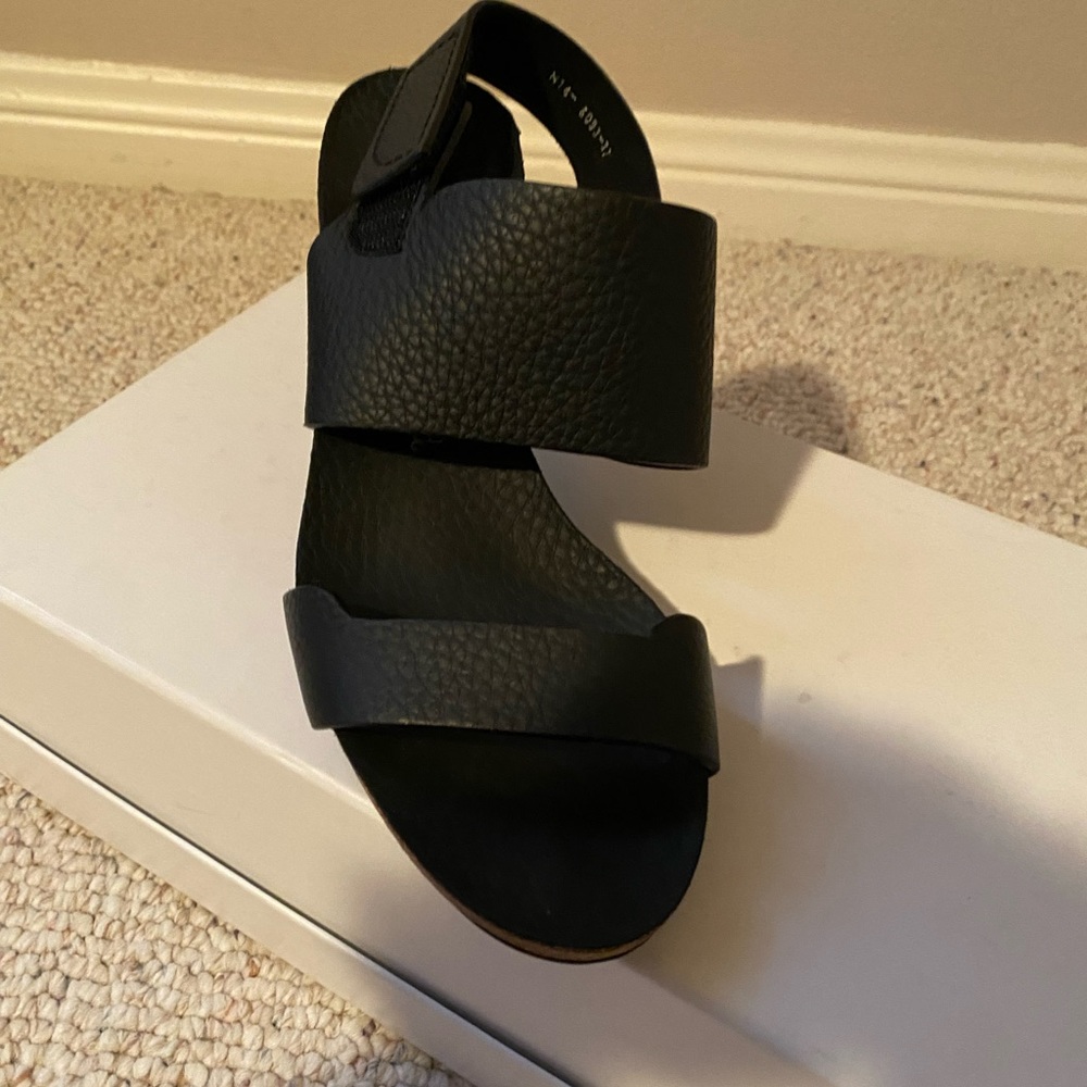 Pedro Garcia sandals. “Whisper”. Black pebble leather. New condition.